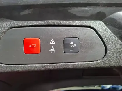 Photo 17 Opel Grandland  1.2 Turbo 130 ch