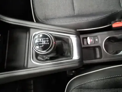 Photo 33 Renault Captur  TCe 90 - 21