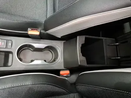 Photo 34 Renault Captur  TCe 90 - 21