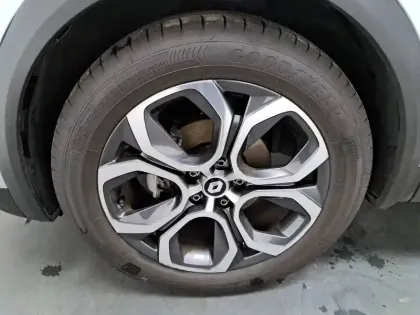 Photo 16 Renault Captur  TCe 90 - 21