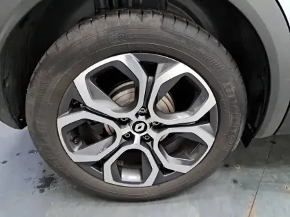 Photo 14 Renault Captur  TCe 90 - 21