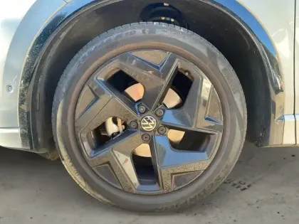 Photo 8 Volkswagen Tiguan  1.5 eTSI 150ch DSG7