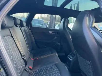 Photo 21 Audi A4 RS4 Avant V6 2.9 TFSI 450 ch Tiptronic 8 Quattro