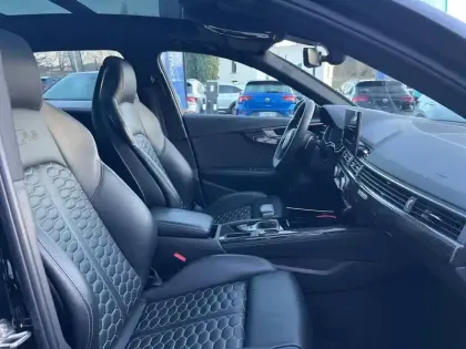 Photo 30 Audi A4 RS4 Avant V6 2.9 TFSI 450 ch Tiptronic 8 Quattro