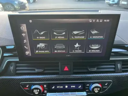 Photo 17 Audi A4 RS4 Avant V6 2.9 TFSI 450 ch Tiptronic 8 Quattro