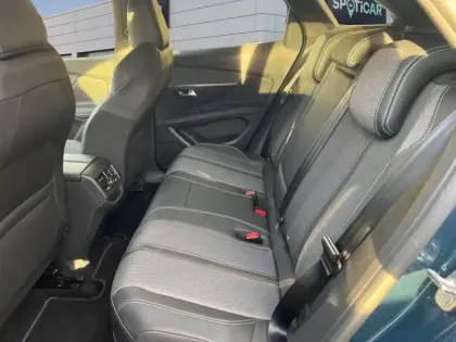 Photo 9 Peugeot 3008  Hybrid 180 e-EAT8