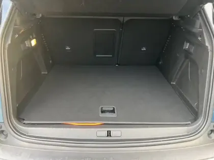 Photo 5 Peugeot 3008  Hybrid 180 e-EAT8