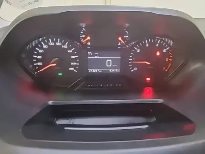 Photo 9 Peugeot Partner  FOURGON STANDARD 650 KG BLUEHDI 130 S&S EAT8