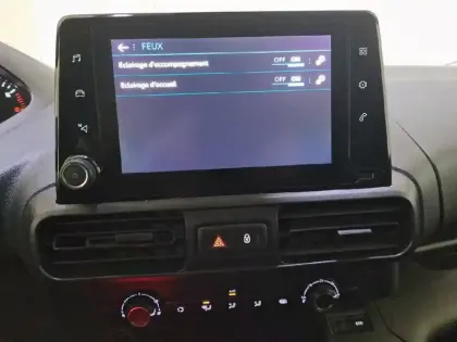 Photo 21 Peugeot Partner  FOURGON STANDARD 650 KG BLUEHDI 130 S&S EAT8