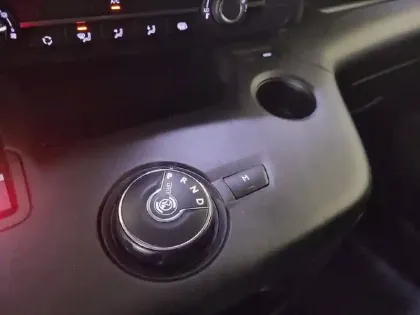 Photo 13 Peugeot Partner  FOURGON STANDARD 650 KG BLUEHDI 130 S&S EAT8