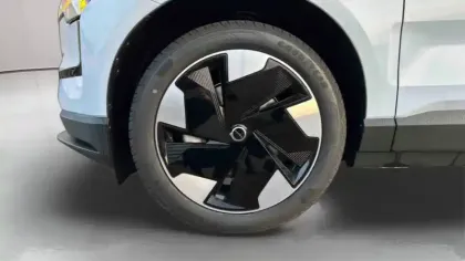 Photo 52 Volvo Ex30  Single Extended Range 272 ch 1EDT