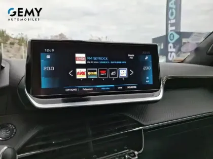 Photo 13 Peugeot 2008  PureTech 130 S&S BVM6