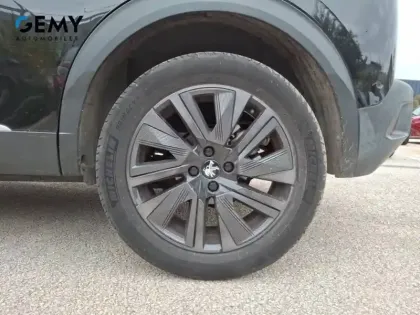Photo 10 Peugeot 2008  PureTech 130 S&S BVM6