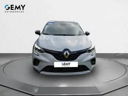 Photo 27 Renault Captur  E-Tech full hybrid 145