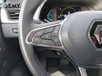 Photo 14 Renault Captur  E-Tech full hybrid 145