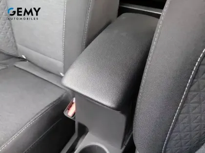 Photo 75 Renault Captur  E-Tech full hybrid 145
