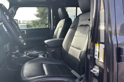 Photo 9 Jeep Wrangler  Unlimited 2.2 l MultiJet AdBlue 200 ch 4x4 BVA8