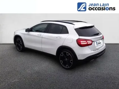 Photo 6 Mercedes GLA  180 7-G DCT