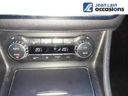 Photo 13 Mercedes GLA  180 7-G DCT