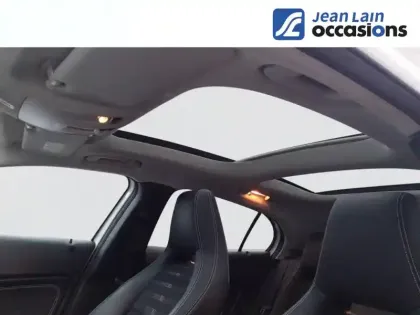 Photo 18 Mercedes GLA  180 7-G DCT