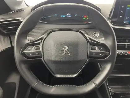 Photo 44 Peugeot 208  Electrique 50 kWh 136ch