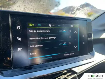 Photo 18 Peugeot 208  Electrique 50 kWh 136ch