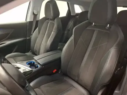 Photo 17 Peugeot 3008  Puretech 130ch S&S EAT8