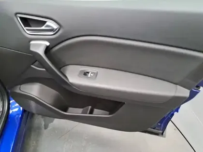 Photo 25 Renault Captur  Blue dCi 115