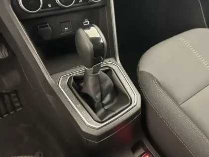 Photo 16 Dacia Jogger  Hybrid 140 7 places