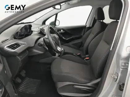 Photo 8 Peugeot 208  1.2 PureTech 82ch BVM5