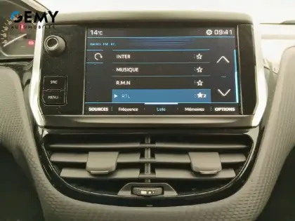 Photo 13 Peugeot 208  1.2 PureTech 82ch BVM5