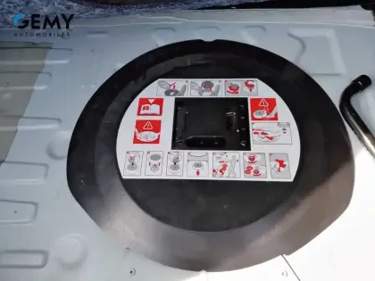 Photo 58 Renault Clio Gén. IV (B98) Ph2 Trend 5