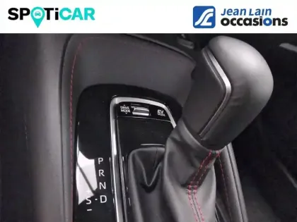 Photo 13 Toyota Corolla  Touring Sports Hybride 178ch