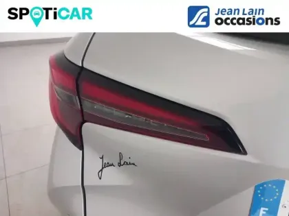 Photo 16 Toyota Corolla  Touring Sports Hybride 178ch