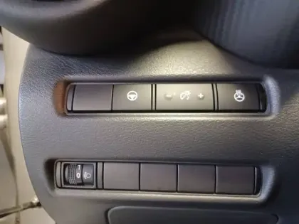 Photo 27 Nissan Juke  Hybrid 143