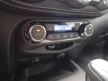 Photo 41 Nissan Juke  Hybrid 143