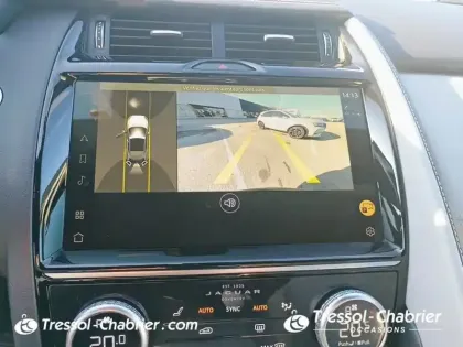 Photo 25 Jaguar E-Pace  2.0 P - 300 ch AWD BVA R-Dynamic SE
