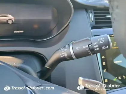 Photo 17 Jaguar E-Pace  2.0 P - 300 ch AWD BVA R-Dynamic SE