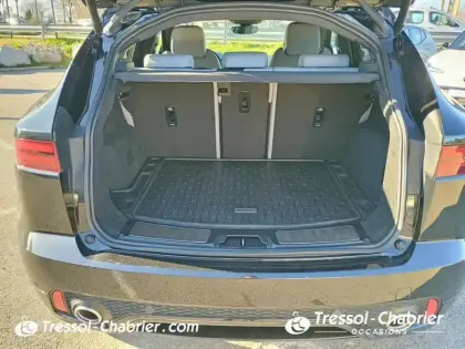 Photo 7 Jaguar E-Pace  2.0 P - 300 ch AWD BVA R-Dynamic SE