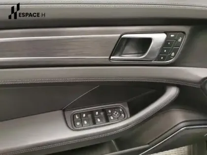 Photo 10 Porsche Panamera  Spt Turismo 2.9 V6 462ch 4 E-Hybrid Platinum Edition