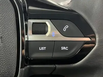 Photo 13 Peugeot 208  1.2 100ch S&S Active