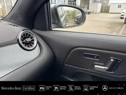 Photo 11 Mercedes GLA  250 e 160+102ch Progressive Line 8G-DCT