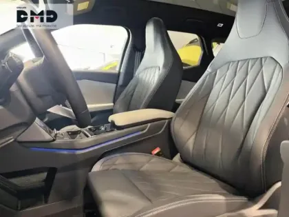 Photo 8 Ford Explorer  340ch Extended Range 79kWh Pack Premium AWD 8cv