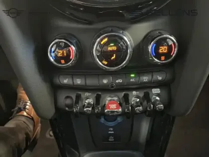 Photo 14 Mini Mini  Cooper 136ch  Edition Camden BVA7