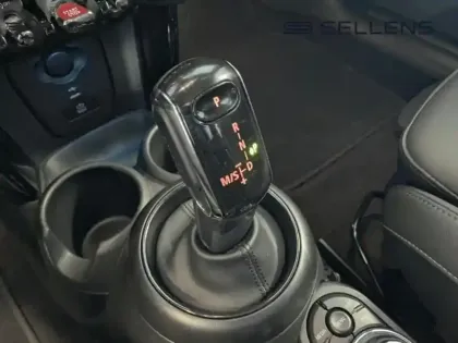 Photo 13 Mini Mini  Cooper 136ch  Edition Camden BVA7