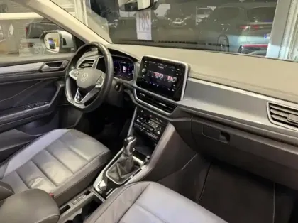 Photo 14 Volkswagen T-roc  1.5 TSI EVO 150ch Style Exclusive DSG7