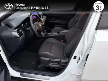 Photo 10 Toyota C-HR  1.8 Hybride 122ch Design E-CVT
