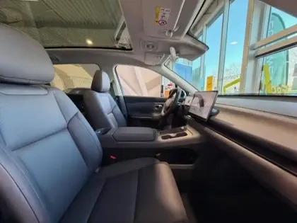 Photo 10 Leapmotor C10  REEV 215ch 28,4 kWh Design MY25