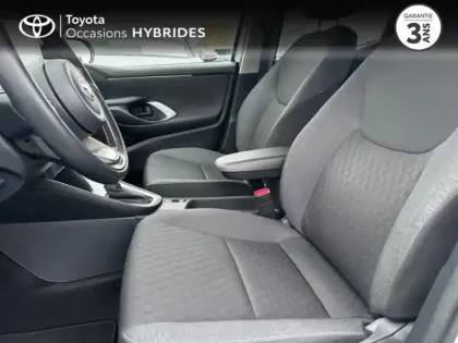 Photo 10 Toyota Yaris  116h Design 5p Pack Confort