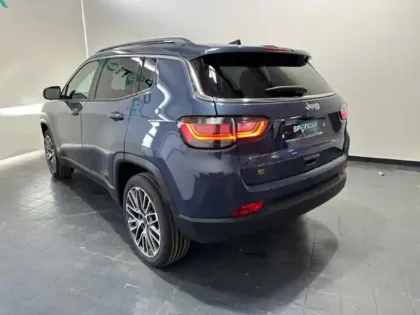 Photo 14 Jeep Compass  1.5 Turbo T4 130ch MHEV Summit 4x2 BVR7